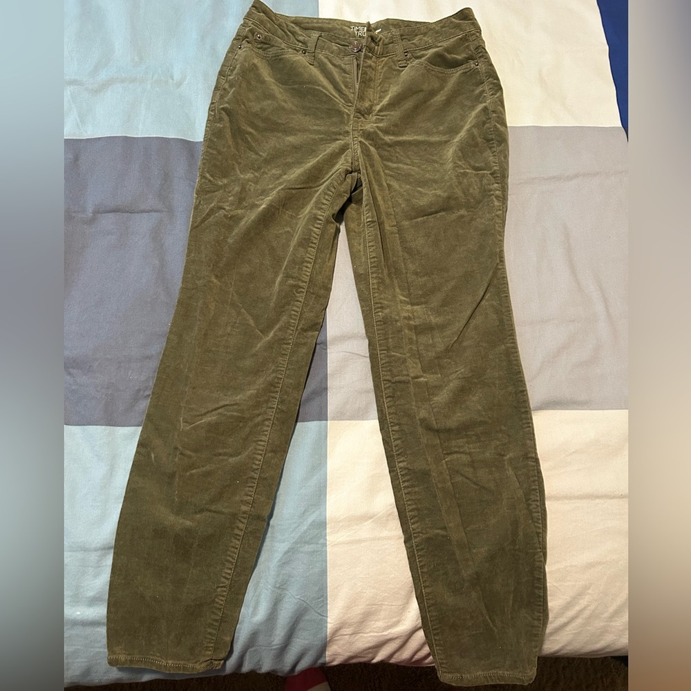 Time and Tru Olive Velvet Feel Skinny Pants
